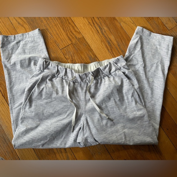 On the fly Lululemon - Picture 3 of 7